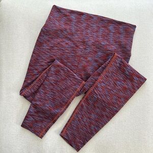 OUTDOOR VOICES: “FREEFORM” LEGGINGS